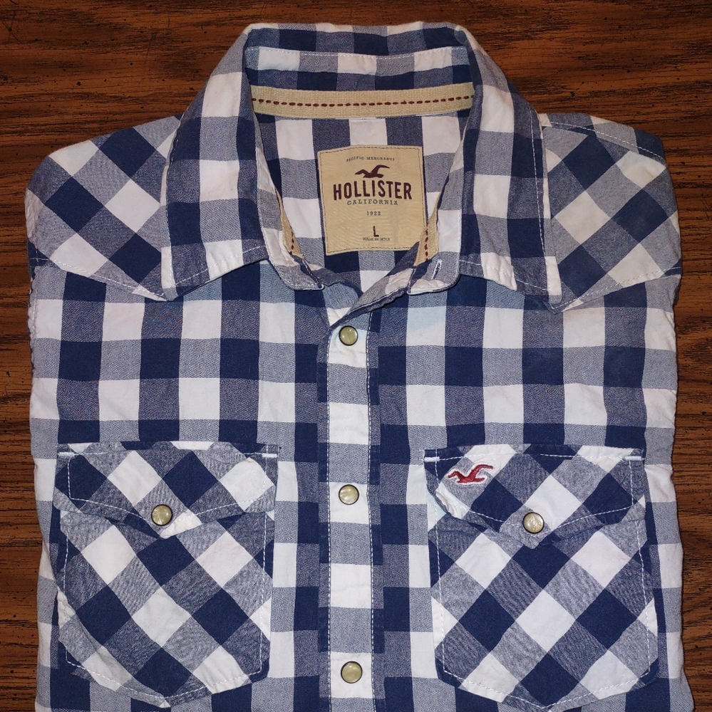 Hollister Men's Long Sleeve Button Down Shirt